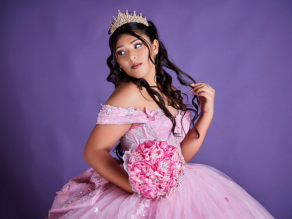 #16518 PATRICIA GOVEA 37