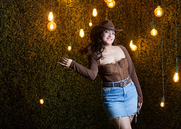 #2811 KARINA RDZ-7148