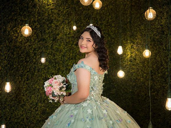 #25509 EUGENIA MIROSLAVA (XV) ISAAC-7268
