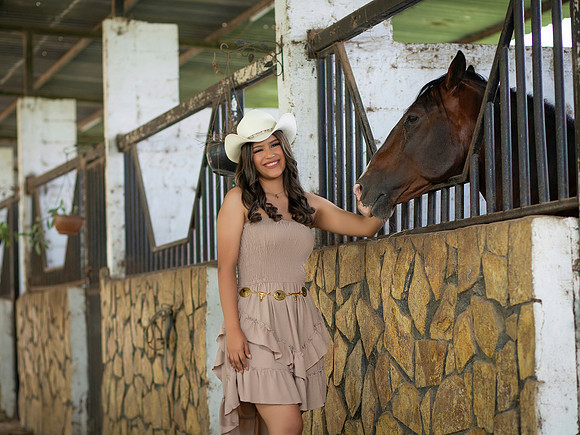 #2950 MARIA TERESA CAZAREZ-1300