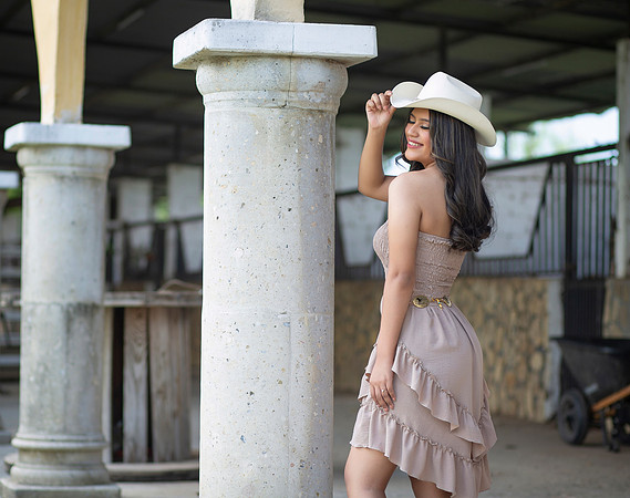 #2950 MARIA TERESA CAZAREZ-1351