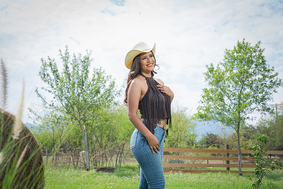 #2950 MARIA TERESA CAZAREZ-1699