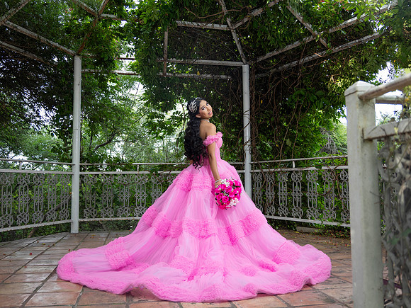 #2907 ANA VELIA-3511