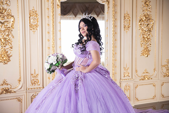 #26738 SANDRA JUDITH (XV MORADO)-6009