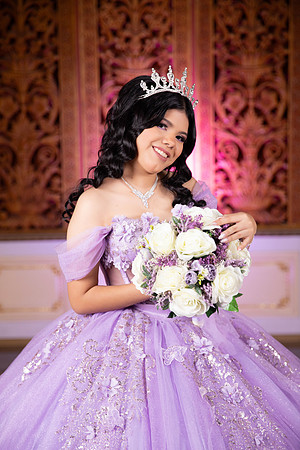 #26738 SANDRA JUDITH (XV MORADO)-6069