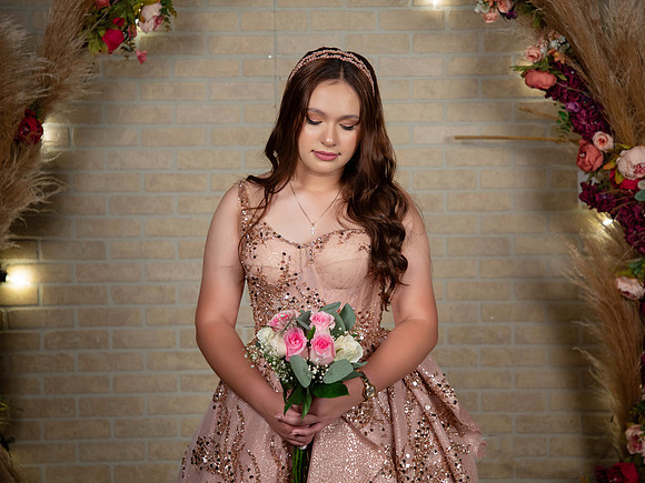 #26986 LESLY ELIDE -5549