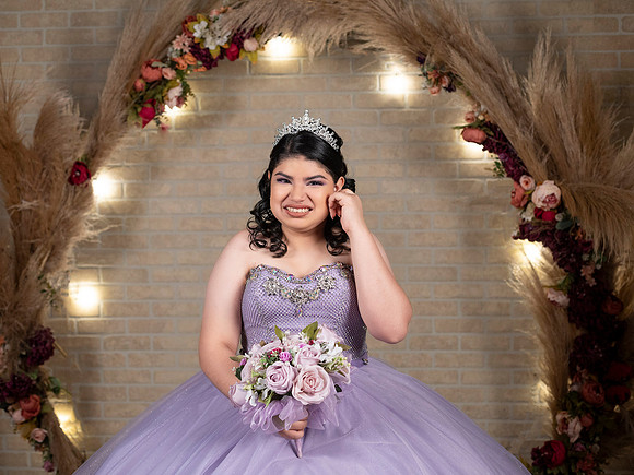 #1678 LIZ SANDOVAL -5585