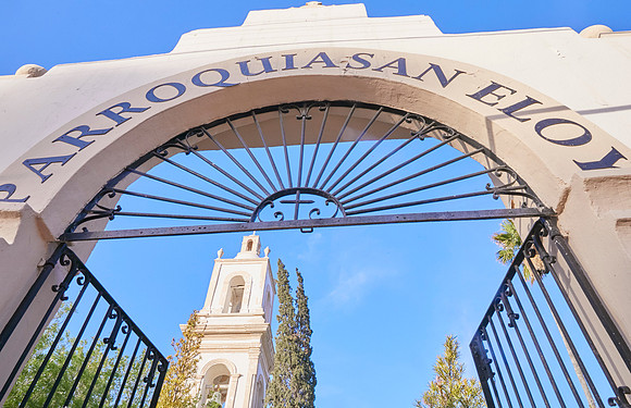 _ADR8469