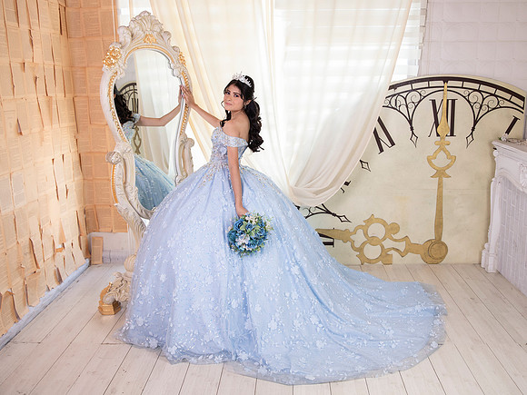 #26342 BLANCA EDITH (XV CELESTE)-0260