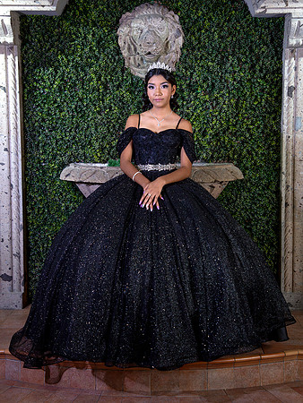MARIA DEL CARMEN #27015_FB_5586