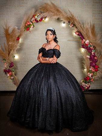 MARIA DEL CARMEN #27015_FB_5631