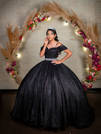 MARIA DEL CARMEN #27015_FB_5633