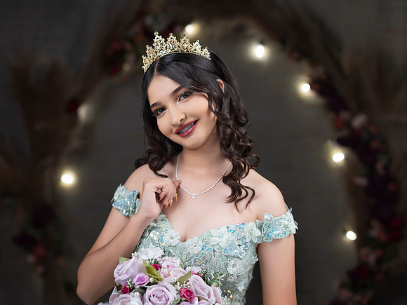 ERIKA MAYELA #27025-7244