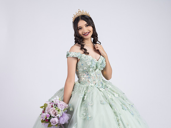 ERIKA MAYELA #27025-7337