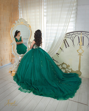 8X10 #26459 MARIA DEL SOCORRO (XV FORMAL)-6784