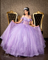 8x10 #26810 LAURA ESTEFANIA