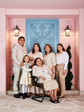 28 -11- 2025-# ANGELA GALVAN(MATERNIDAD Y GPO.)MIG_IG_0065