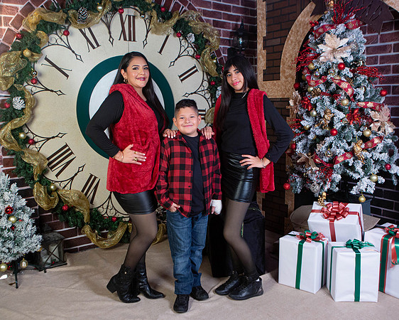 23 NOV. 2025 ROSA ANAHI SAAVEDRA #27069 (DAYANA) -7137