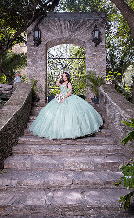 #26304 MARCELA RDZ (XV FORMAL SWEET LOC JUNCAL) BENJI _MG_4986