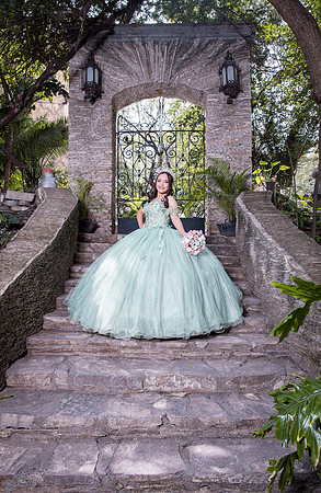#26304 MARCELA RDZ (XV FORMAL SWEET LOC JUNCAL) BENJI _MG_4989