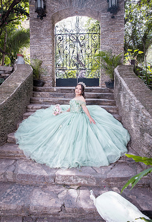 #26304 MARCELA RDZ (XV FORMAL SWEET LOC JUNCAL) BENJI _MG_5007