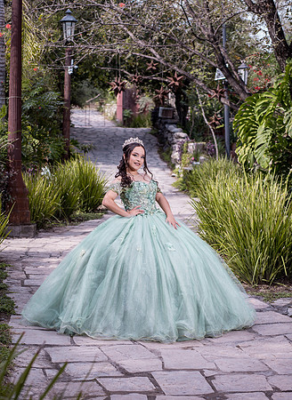 #26304 MARCELA RDZ (XV FORMAL SWEET LOC JUNCAL) BENJI _MG_5017