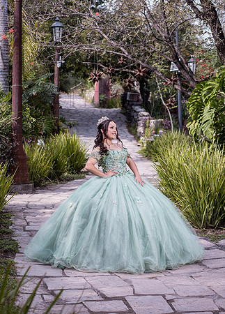 #26304 MARCELA RDZ (XV FORMAL SWEET LOC JUNCAL) BENJI _MG_5018