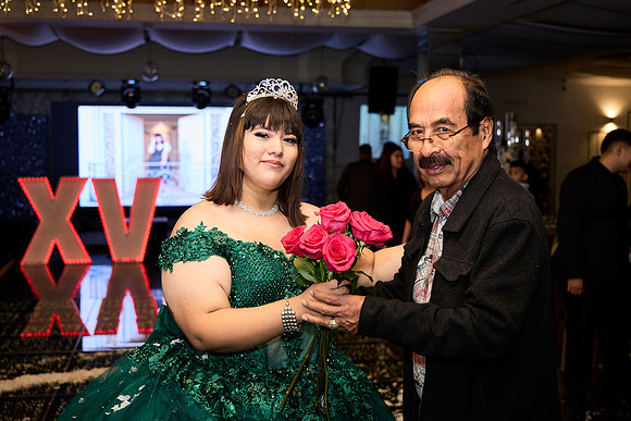 _MA_7033--DINA--