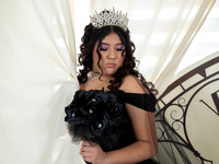 #26889 MARTHA RUTH (XV MORADO)-8150