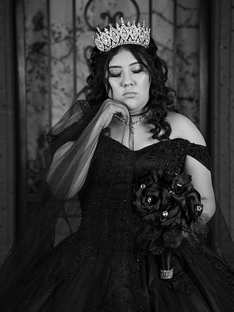#26889 MARTHA RUTH (XV MORADO)-8249-2