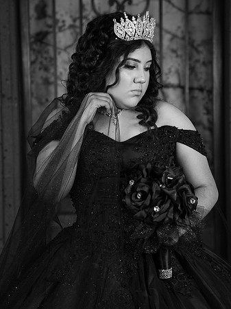 #26889 MARTHA RUTH (XV MORADO)-8251-2
