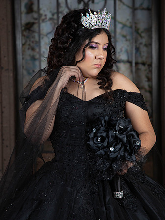 #26889 MARTHA RUTH (XV MORADO)-8251