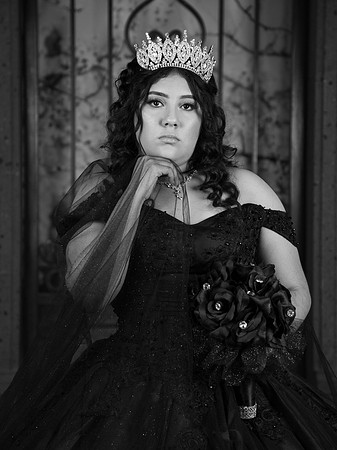 #26889 MARTHA RUTH (XV MORADO)-8254-2