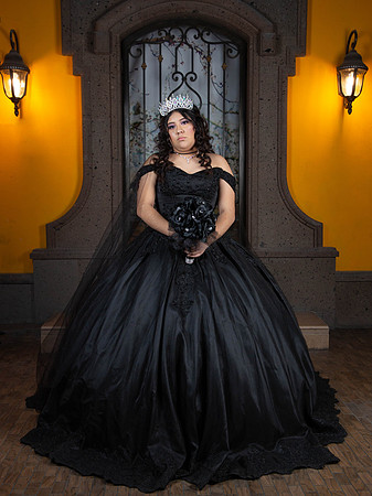 #26889 MARTHA RUTH (XV MORADO)-8256