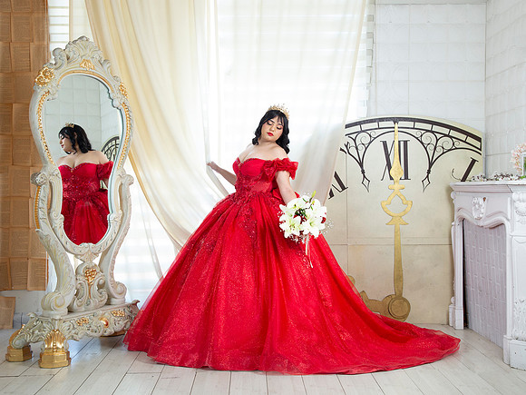 NAOMI MAYALEN #27008-8037