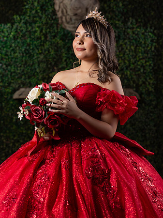 #27080 YESSICA FLORES (XV FORMAL)-8544