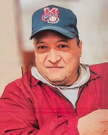 8X10 #27230 ROSENDO MARIN_CRE9248 copia 2