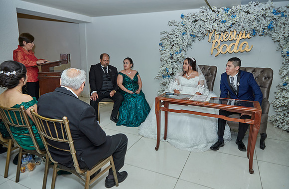 28-04-23 #23230 LUCIA ZUÑIGA_MG_4115