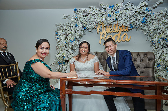 28-04-23 #23230 LUCIA ZUÑIGA_MG_4163