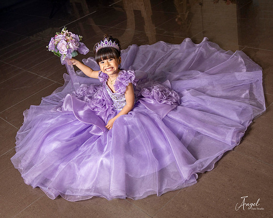 8X10 CLARA BALDERAS #27204_ED-8723