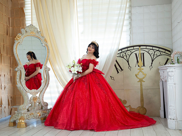 NAOMI MAYALEN #27008-8040