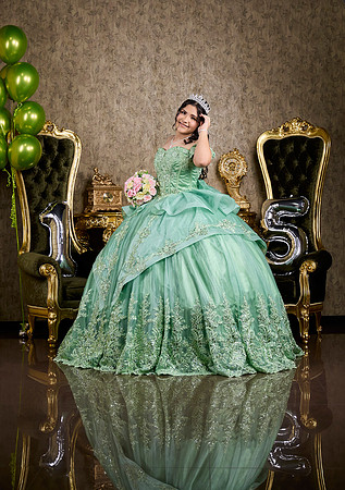 6X8.5 #27272 ERIKA IRASEMA GUTIERREZ _ED_7982