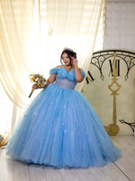 BETSABE LUNA #27246_ED-8456
