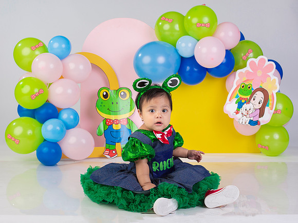 MIRIAM BERNAL (NIÑA)-7184