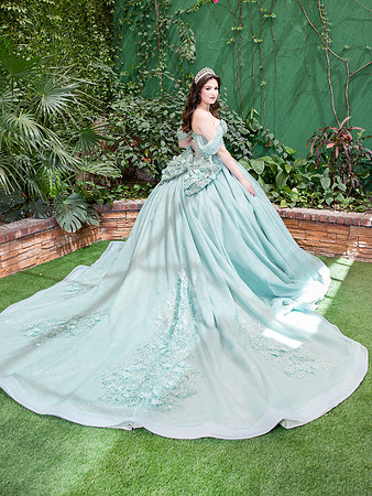 8016 #6077 TANIA LIBERTAD BRAVO GZZ
