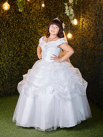 #27402 ELIZABETH GAMEZ 16