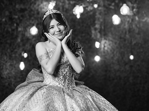 #27276 ANA MARIA LOPEZ (XV FORMAL)-2126