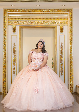 6x8.5 #27262 ALMA GUAJARDO (XV FORMAL) -3555