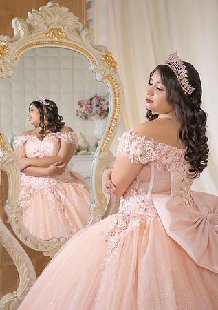 6x8.5 #27262 ALMA GUAJARDO (XV FORMAL) -3615