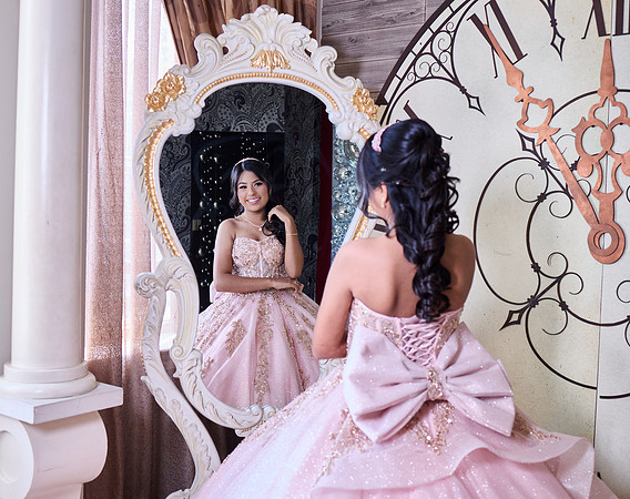 #13159 LILIANA URBINA XV _W8A4082